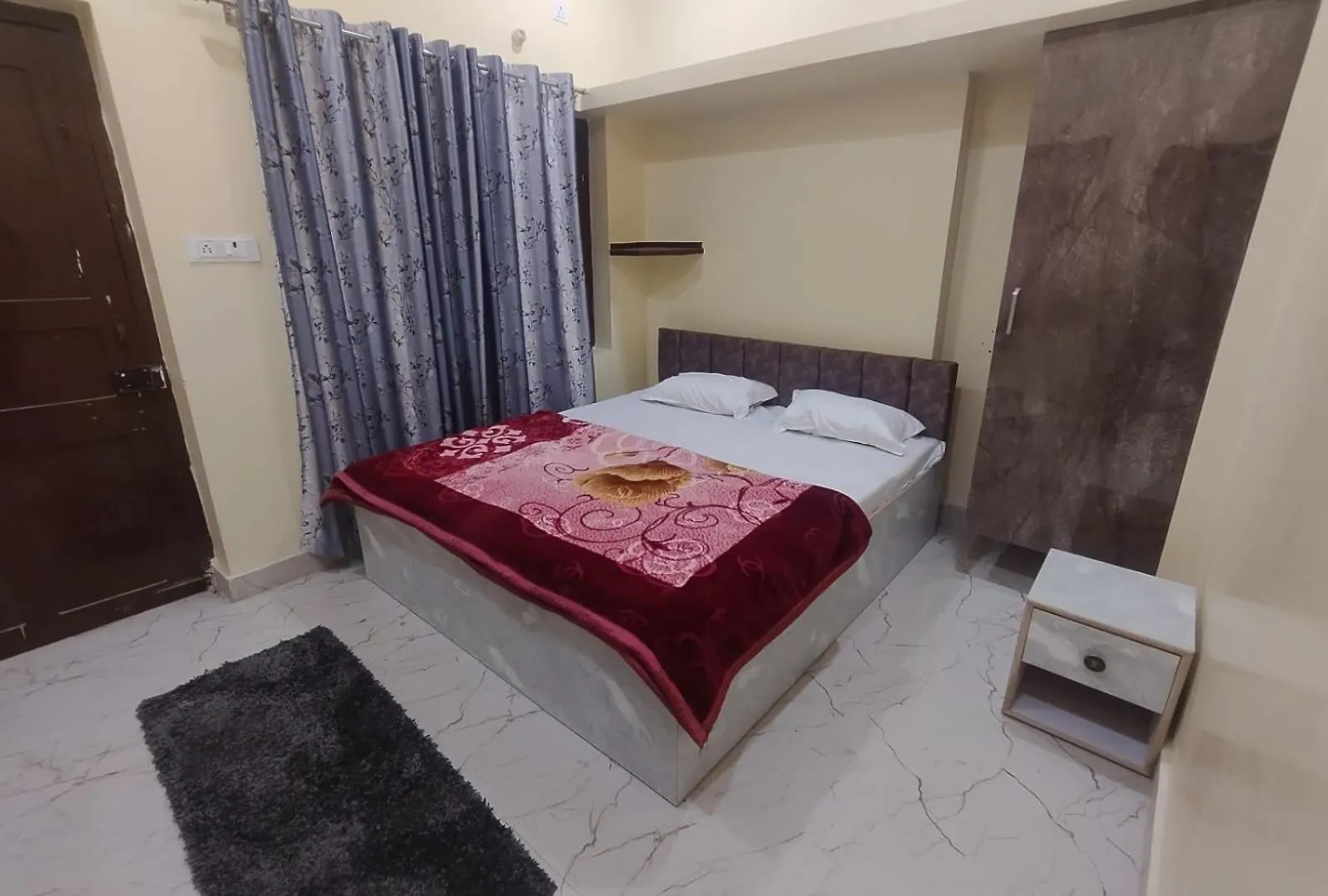 Hotel Sudarshan Home Stay Varanasi